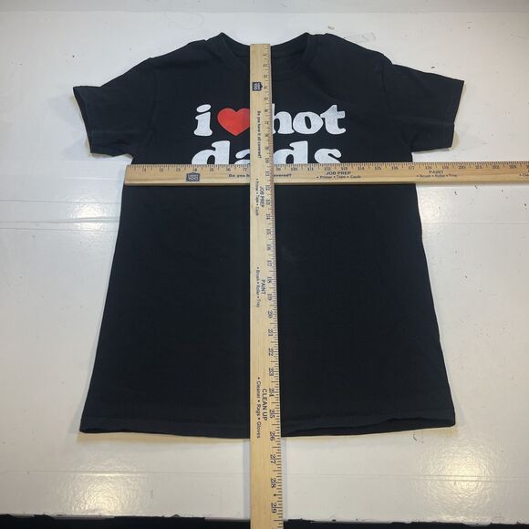 I LOVE HOT DADS funny TEE T SHIRT Sz Uni Sex S Danny Duncan Skate heart - Picture 4 of 4